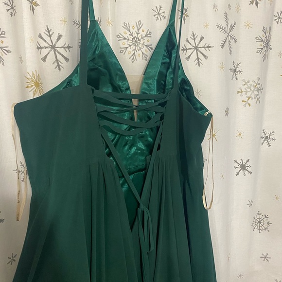 PROM DRESS - Picture 4 of 6